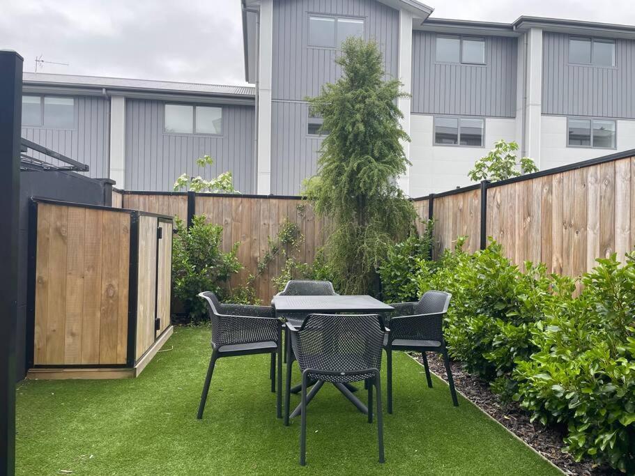 Parkside Retreat - 3 Beds -Sleeps 6 Near Westfield Christchurch Exterior foto