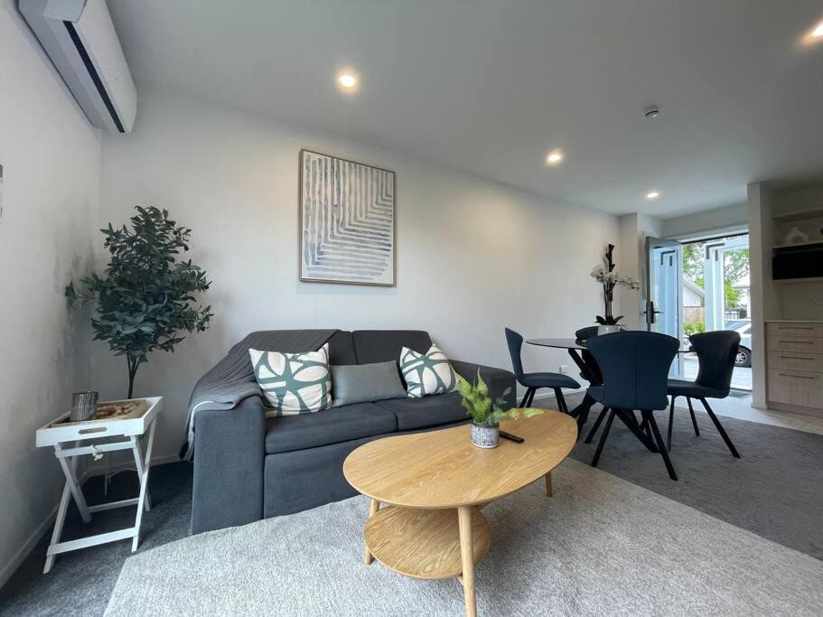 Parkside Retreat - 3 Beds -Sleeps 6 Near Westfield Christchurch Exterior foto