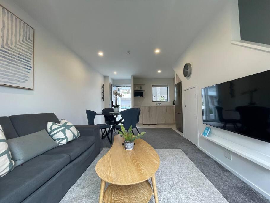 Parkside Retreat - 3 Beds -Sleeps 6 Near Westfield Christchurch Exterior foto